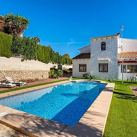 Padilla - Plusholidays Villa