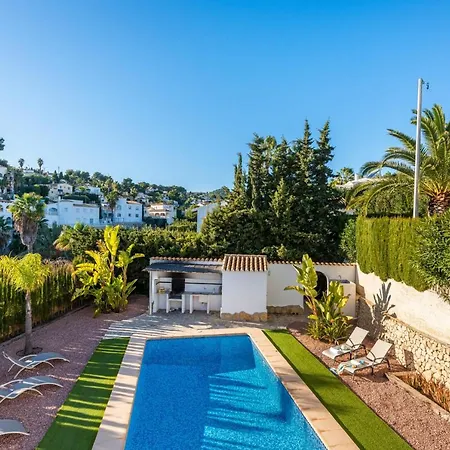 Padilla - Plusholidays Benissa