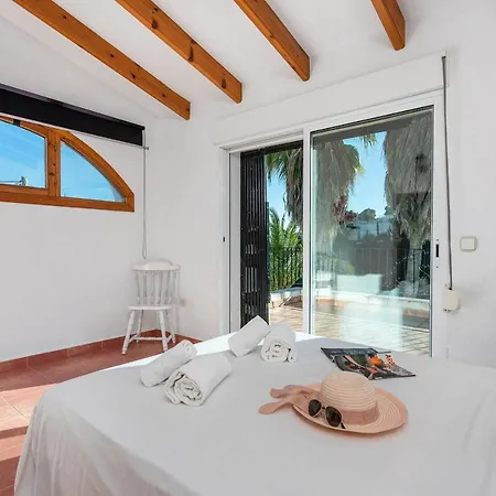 Padilla - Plusholidays *